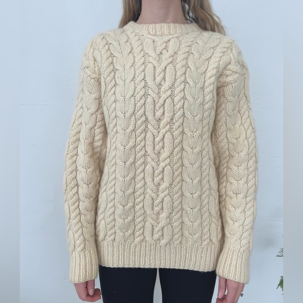 100% Shetland Wool Carroll Reed Cable Hand Knit Sweater